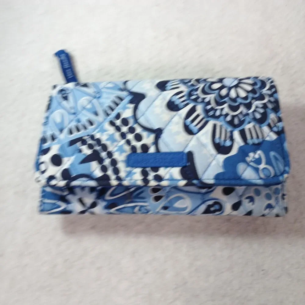 Vera Bradley Blue Star Floral Trifold Wallet Checkbook Organizer Cotton Quilted - Picture 10 of 12